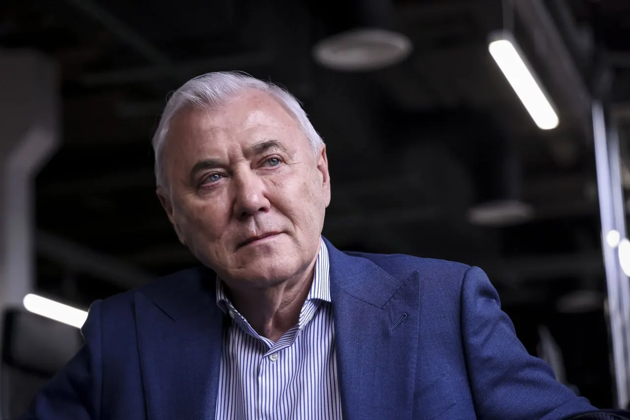 Глава комитета Госдумы по финансовому рынку рассказал о ключевых изменениях в законопроекте: учтут пожелания рынка, введут некастодиальные кошельки с лимитом 100 тыс. ₽ и уточнят правила отчетности для участников ВЭД.