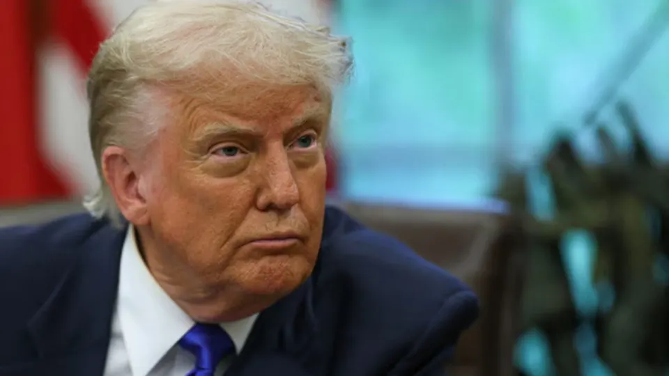 На саммите G7 Дональд Трамп пообещал поддержать Украину и нарастить давление на Москву, потребовав от союзников помощи в разминировании Ормузского пролива; лидеры «семёрки» согласовали ужесточение санкций и наращивание поставок ПВО.