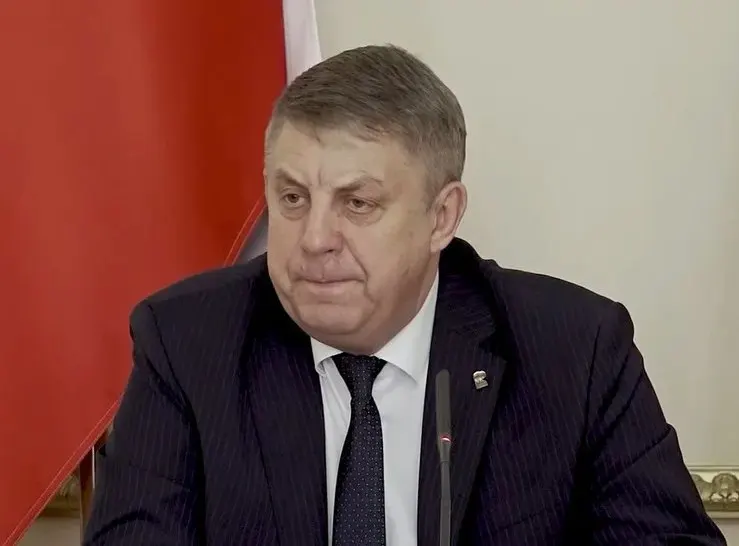 13 мая президент принял отставку Богомаза; на следующий день он стал депутатом Госдумы от «Единой России», решение подтвердил ЦИК. Одновременно ушёл глава Белгородской области Вячеслав Гладков.
