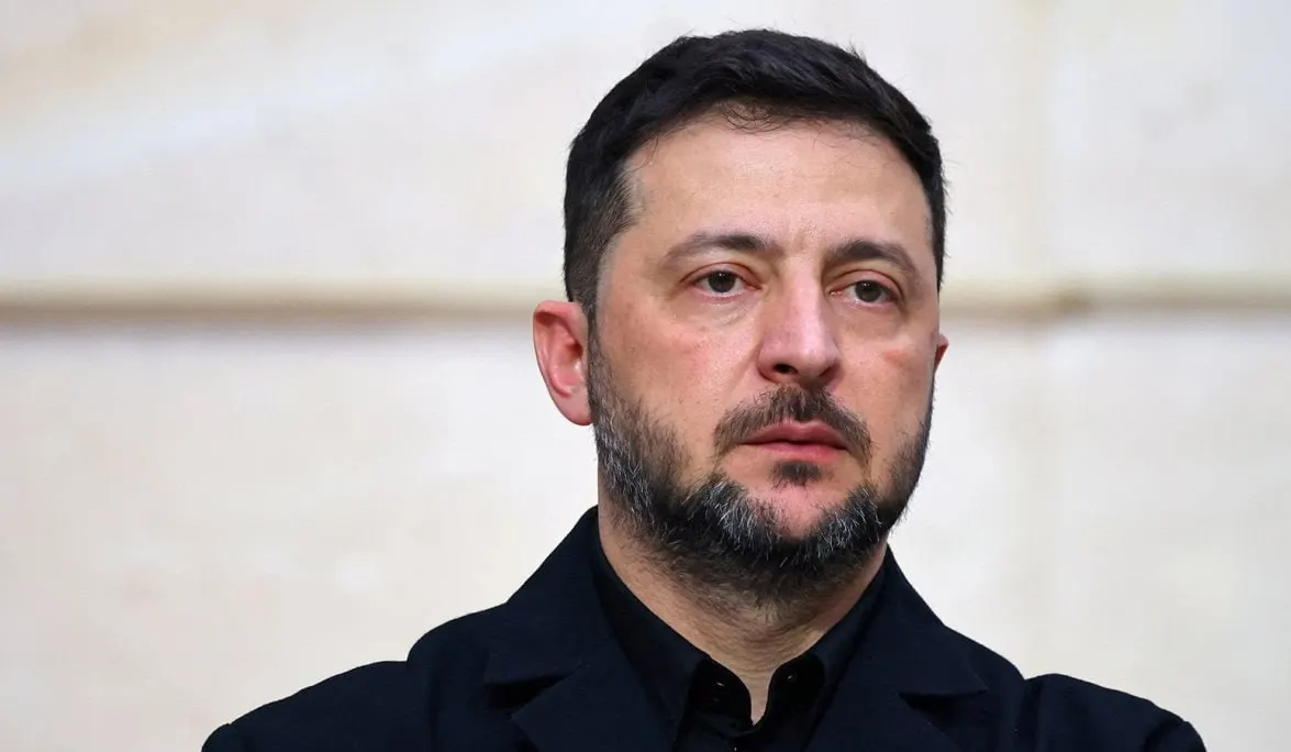 Президент Украины раскритиковал слова Владимира Путина на ПМЭФ, назвав отказ от переговоров «слабым ответом» и заявив, что лидер РФ не намерен прекращать войну.