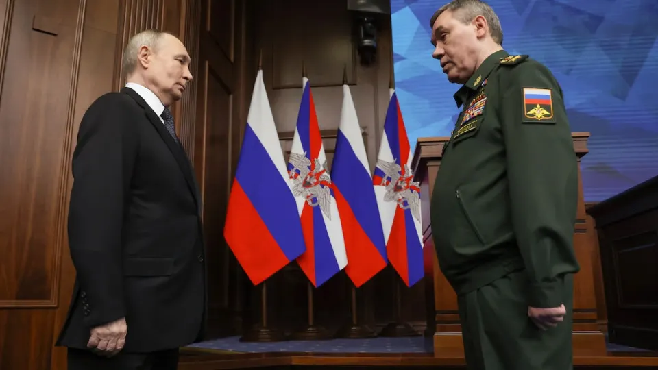 В мае российские войска совершили рекордное число штурмовых попыток, при этом армия второй месяц подряд теряет площади на фронте — эксперты фиксируют рост атак и одновременные территориальные потери.