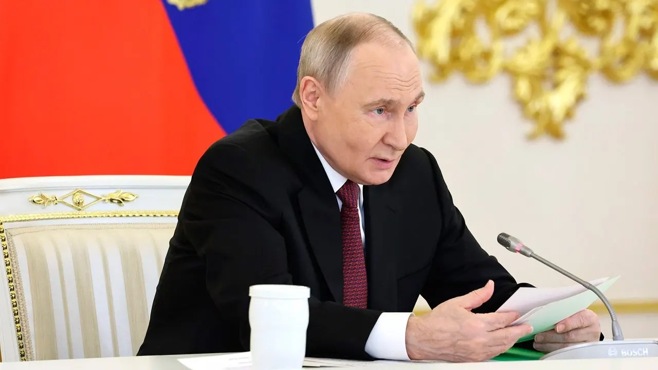 Президент заявил, что Россия растёт быстрее Евросоюза; по паритету покупательной способности экономика РФ на четвёртом месте в мире и первой в Европе.
