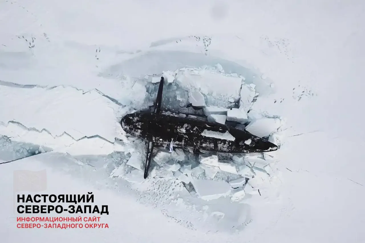 Из федерального плана статистики исключён показатель доли современной военной техники в Арктической зоне; одновременно в Мурманской области продолжается масштабное наращивание военной инфраструктуры.