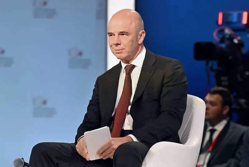 Министр финансов заявил, что все статьи бюджета обеспечены необходимыми ресурсами и обязательства будут исполнены в полном объёме; ранее сообщалось о дефиците бюджета на начало 2026 года.