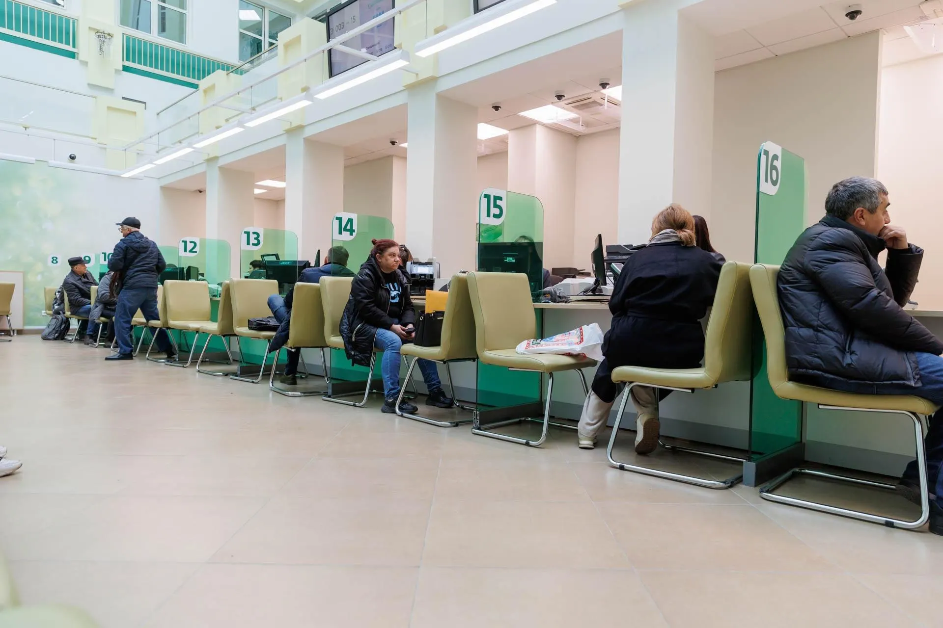 Разбираемся, что может означать дефолт для экономики и граждан и какие риски ждут население.