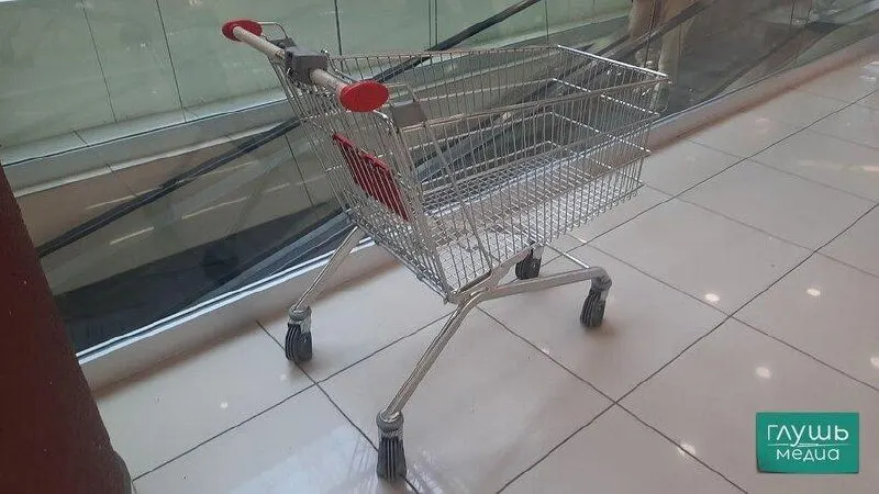 По данным официальных источников, цены на продукты остаются стабильными; надзор за рынком и контроль крупных сделок продолжаются.