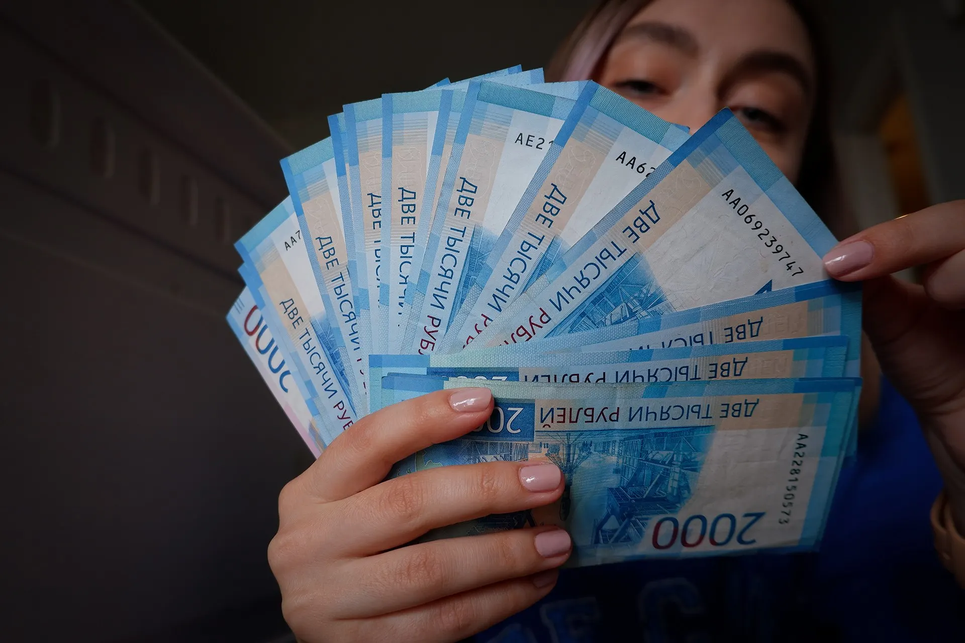 Новые налоговые меры могут существенно повлиять на доходы россиян: налоговая нагрузка растет, а детали пока остаются неясными.